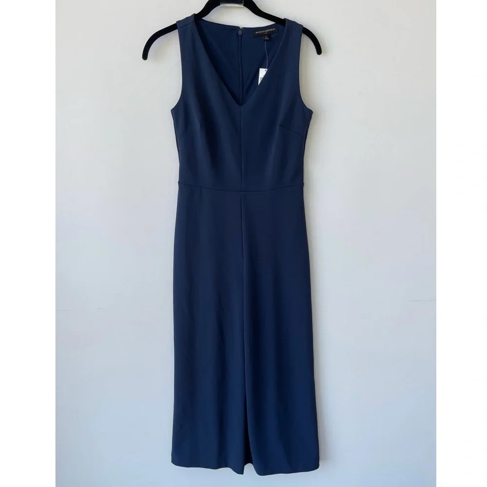NWT Banana Republic Zip Closure Sleeveless Wide Leg Navy Jumpsuit Women’s size 0